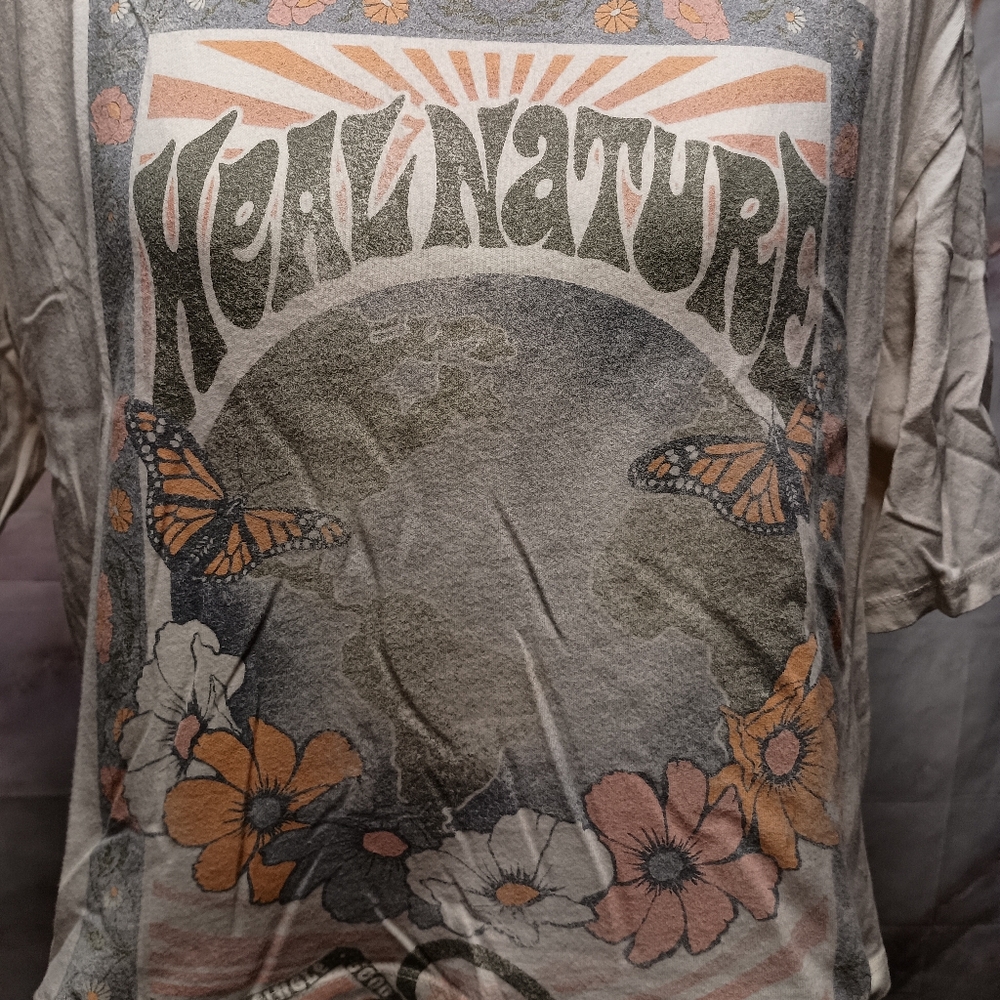 Hollister‎ Heal Nature Graphic Crop Top - Picture 2 of 4
